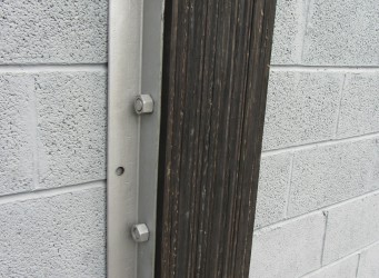 A027 Dock Bumper